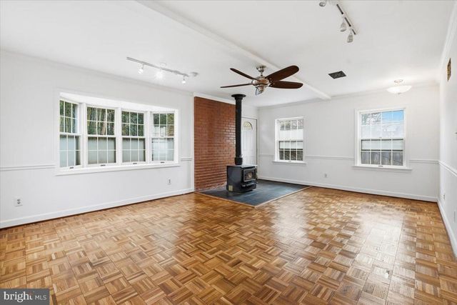 47 FORT WILLIAMS PKWY, Alexandria, VA 22304