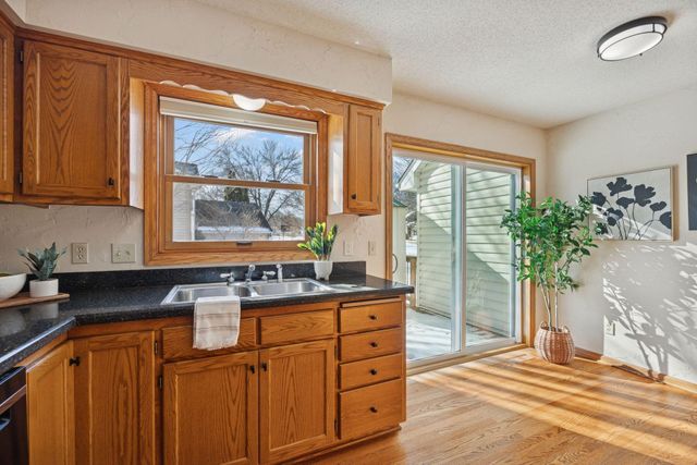 8644 Sycamore Lane N, Maple Grove, MN 55369