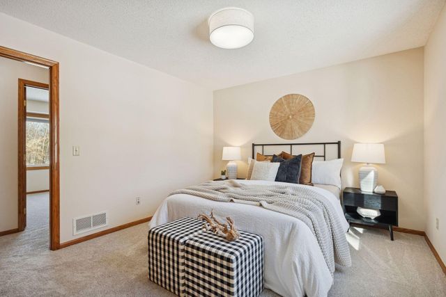 8644 Sycamore Lane N, Maple Grove, MN 55369