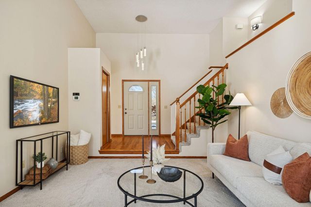 8644 Sycamore Lane N, Maple Grove, MN 55369