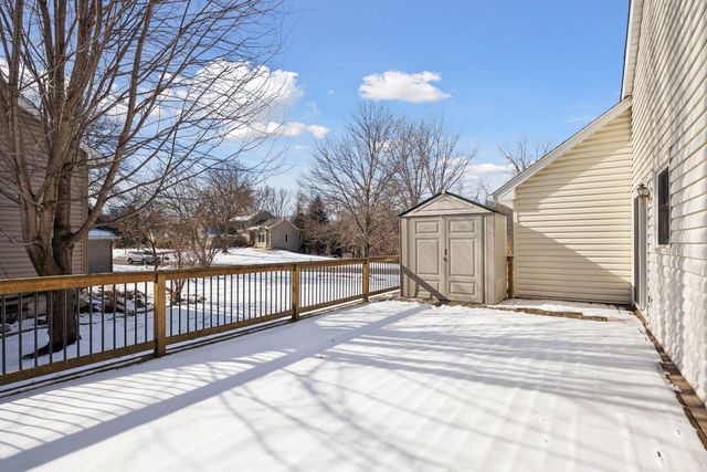 8644 Sycamore Lane N, Maple Grove, MN 55369