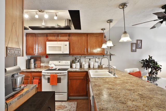 2621 Summer Drive, Dublin, OH 43016