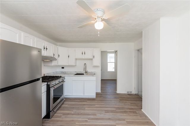 1986 W 93rd Street, Cleveland, OH 44102