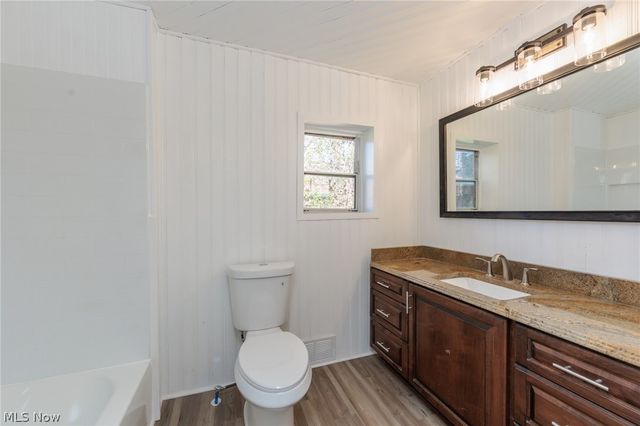 1986 W 93rd Street, Cleveland, OH 44102