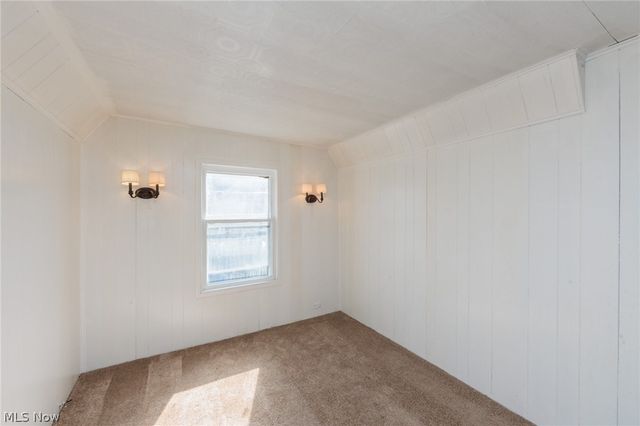 1986 W 93rd Street, Cleveland, OH 44102