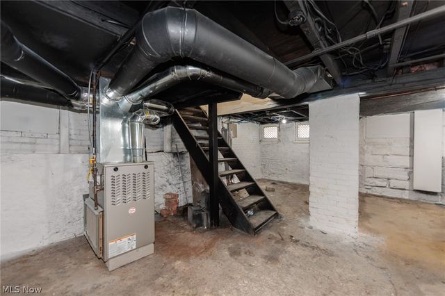 1986 W 93rd Street, Cleveland, OH 44102