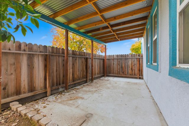 3599 Waynesboro Dr, Ceres, CA 95307