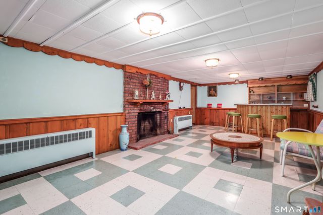 124 Chestnut Hill Road, Trumbull, CT 06611