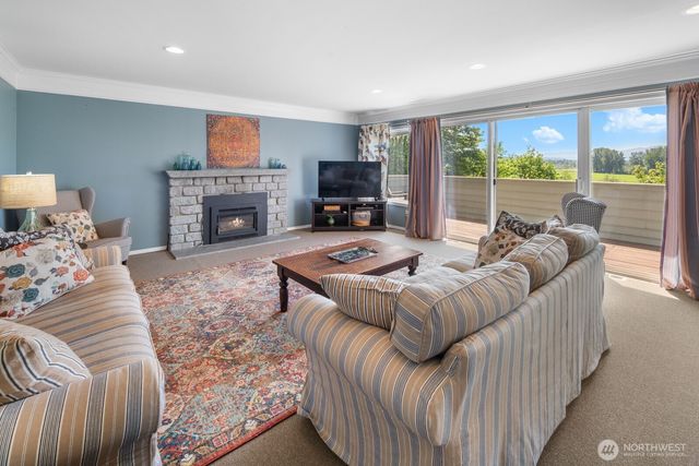 32223 NE 88th Street, Carnation, WA 98014