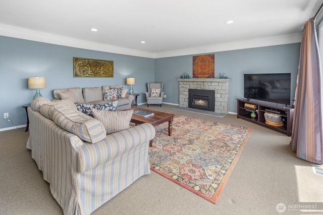 32223 NE 88th Street, Carnation, WA 98014