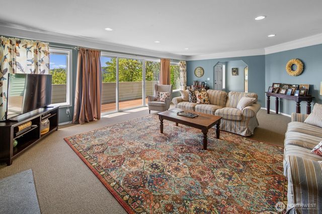 32223 NE 88th Street, Carnation, WA 98014