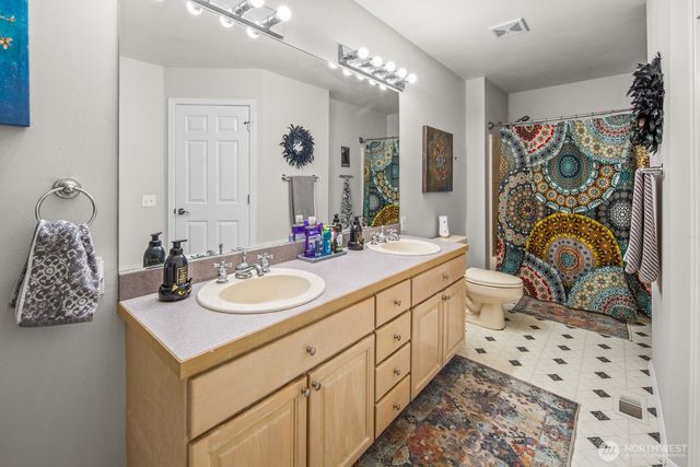 32223 NE 88th Street, Carnation, WA 98014
