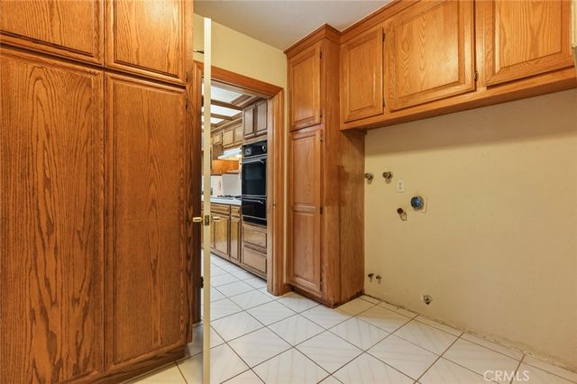 1013 S Magnolia, West Covina, CA 91791
