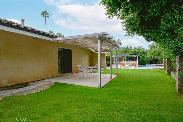 1013 S Magnolia, West Covina, CA 91791