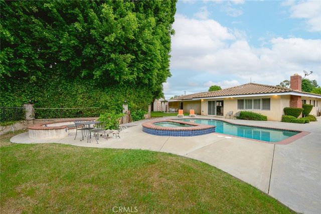 1013 S Magnolia, West Covina, CA 91791