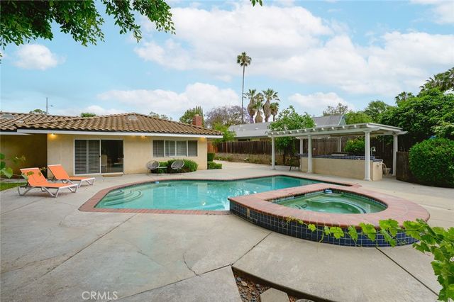 1013 S Magnolia, West Covina, CA 91791