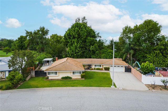 1013 S Magnolia, West Covina, CA 91791