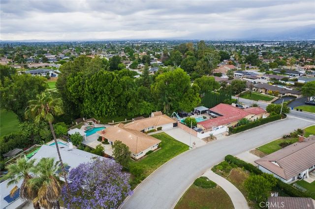 1013 S Magnolia, West Covina, CA 91791