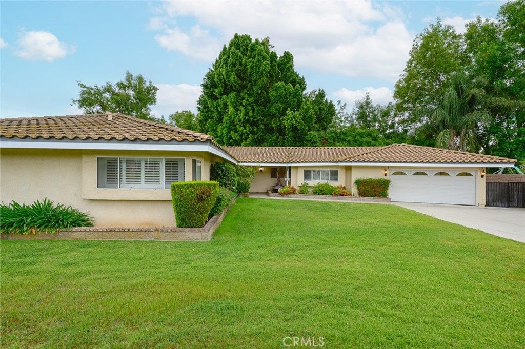 1013 S Magnolia, West Covina, CA 91791