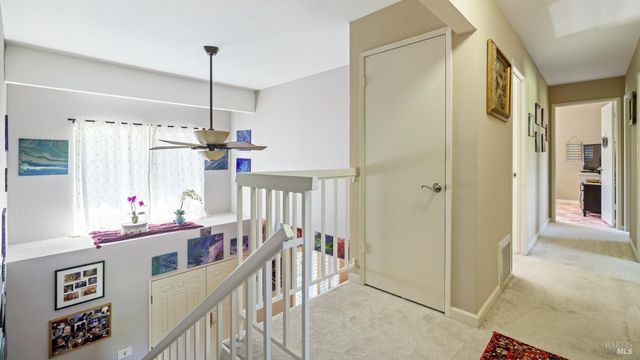 868 Holly Ave, Rohnert Park, CA 94928