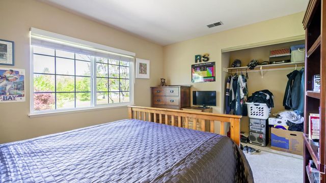 868 Holly Ave, Rohnert Park, CA 94928