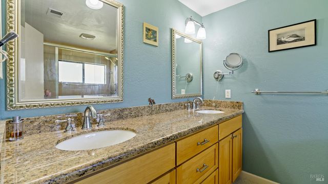 868 Holly Ave, Rohnert Park, CA 94928