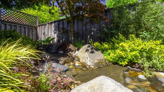 868 Holly Ave, Rohnert Park, CA 94928