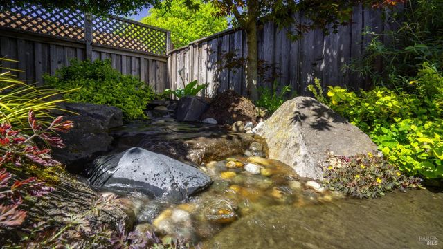 868 Holly Ave, Rohnert Park, CA 94928