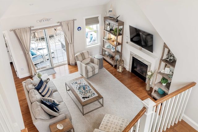 23 Cottage Lane, Mashpee, MA 02649