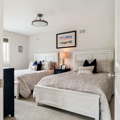 23 Cottage Lane, Mashpee, MA 02649