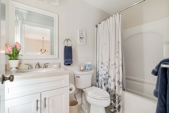 23 Cottage Lane, Mashpee, MA 02649
