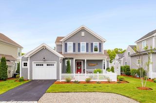 23 Cottage Lane, Mashpee, MA 02649