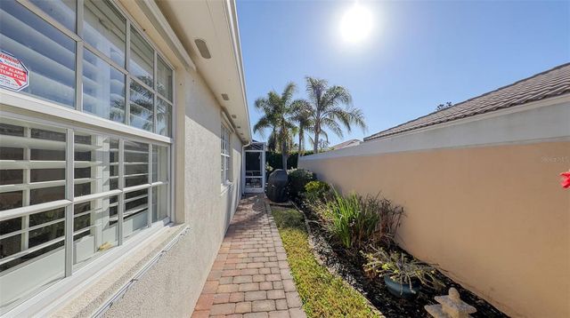 7575 QUINTO DRIVE, Sarasota, FL 34238