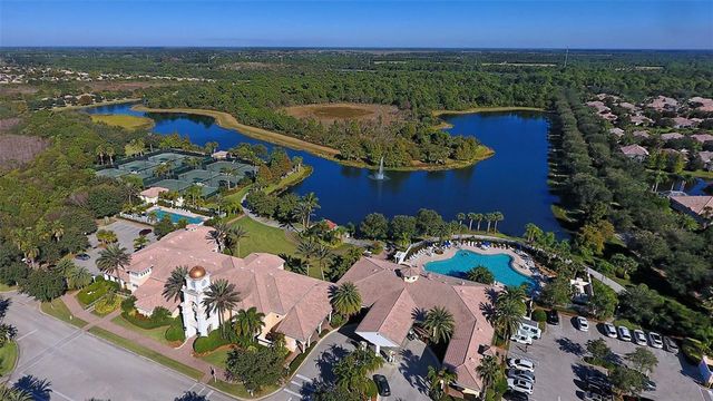 7575 QUINTO DRIVE, Sarasota, FL 34238