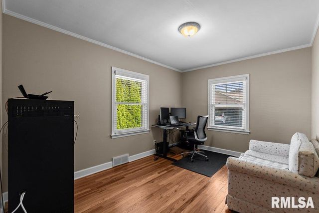 1870 25TH Avenue Court, Moline, IL 61265