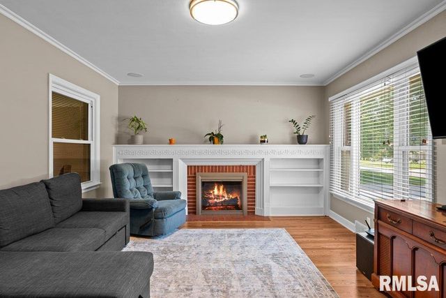 1870 25TH Avenue Court, Moline, IL 61265