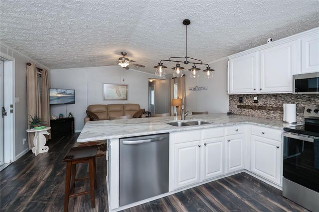 25163 MARION AVENUE 28, Punta Gorda, FL 33950