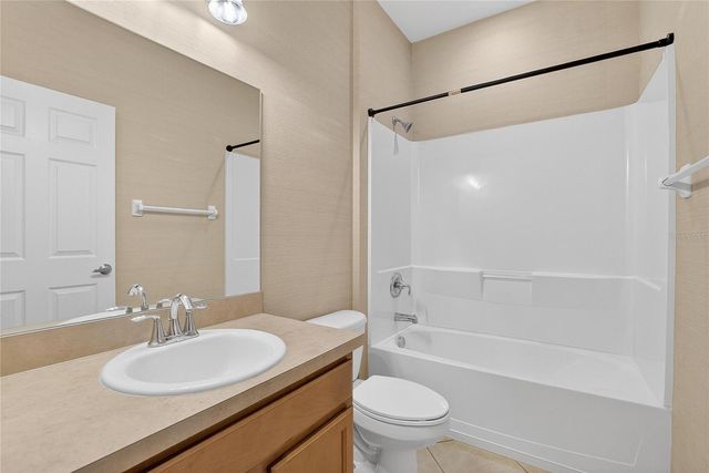 1403 RUSHGROVE CIRCLE, Dover, FL 33527