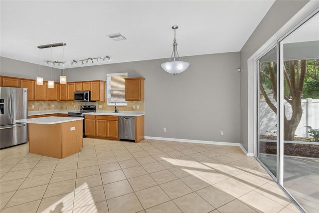 1403 RUSHGROVE CIRCLE, Dover, FL 33527