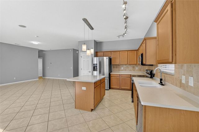 1403 RUSHGROVE CIRCLE, Dover, FL 33527