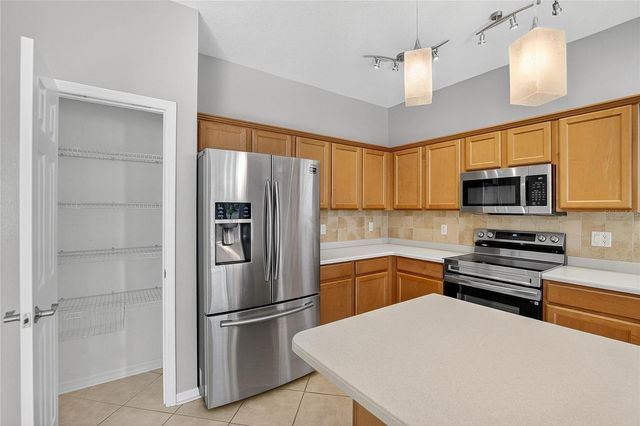 1403 RUSHGROVE CIRCLE, Dover, FL 33527