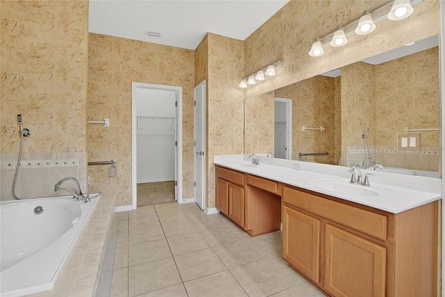 1403 RUSHGROVE CIRCLE, Dover, FL 33527