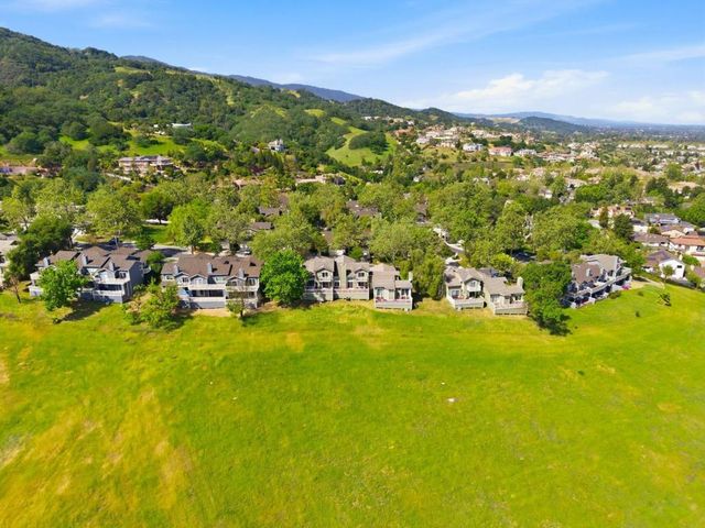 1232 Copper Peak Lane, San Jose, CA 95120