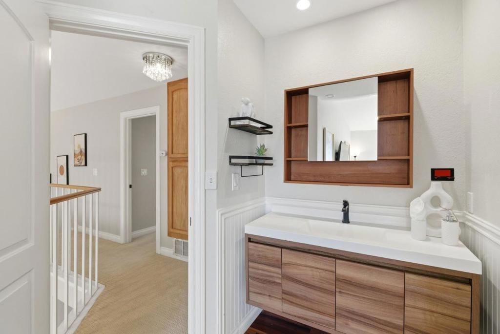 Image 31 of property listing at 1232 Copper Peak Lane, San Jose, CA 95120