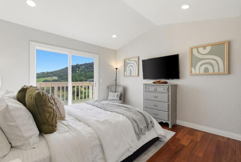 Image 34 of property listing at 1232 Copper Peak Lane, San Jose, CA 95120