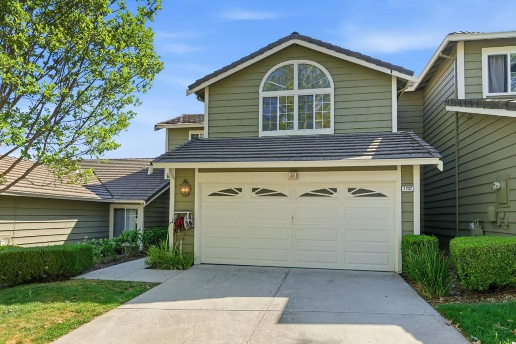 Image 6 of property listing at 1232 Copper Peak Lane, San Jose, CA 95120