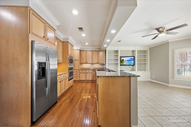 3343 Chantarene Dr, Pensacola, FL 32507