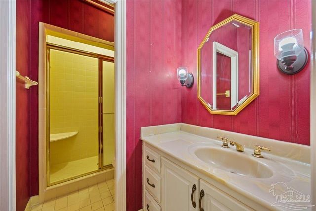 3343 Chantarene Dr, Pensacola, FL 32507