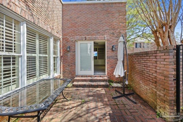 3343 Chantarene Dr, Pensacola, FL 32507