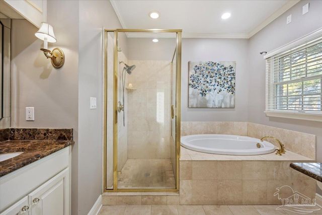 3343 Chantarene Dr, Pensacola, FL 32507